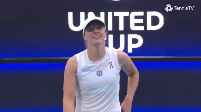 有助于她在 有助于她在